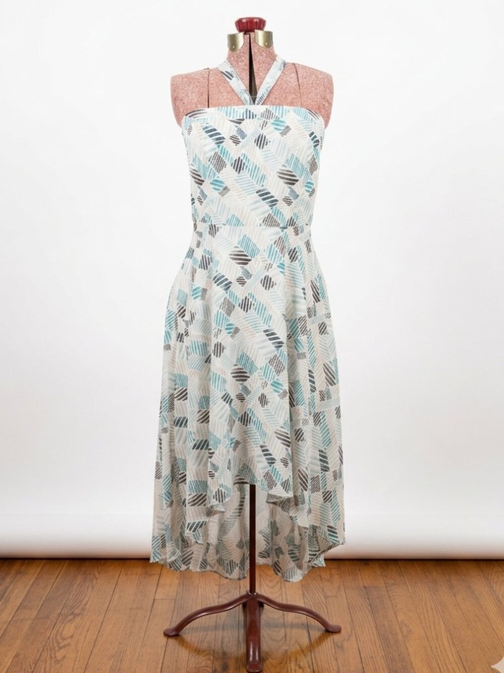 White House Black Market Hi-Low Printed Dress Size 6